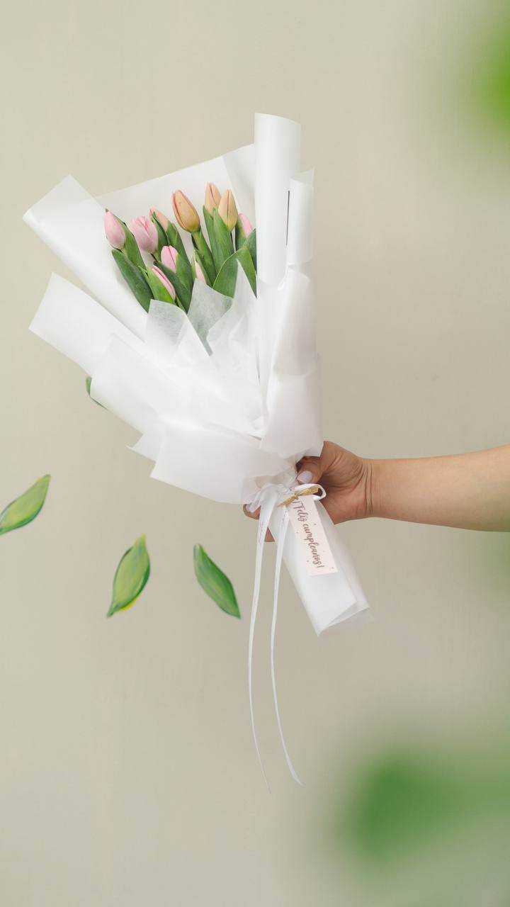 Encanto de Tulipanes - Frodia Flowers