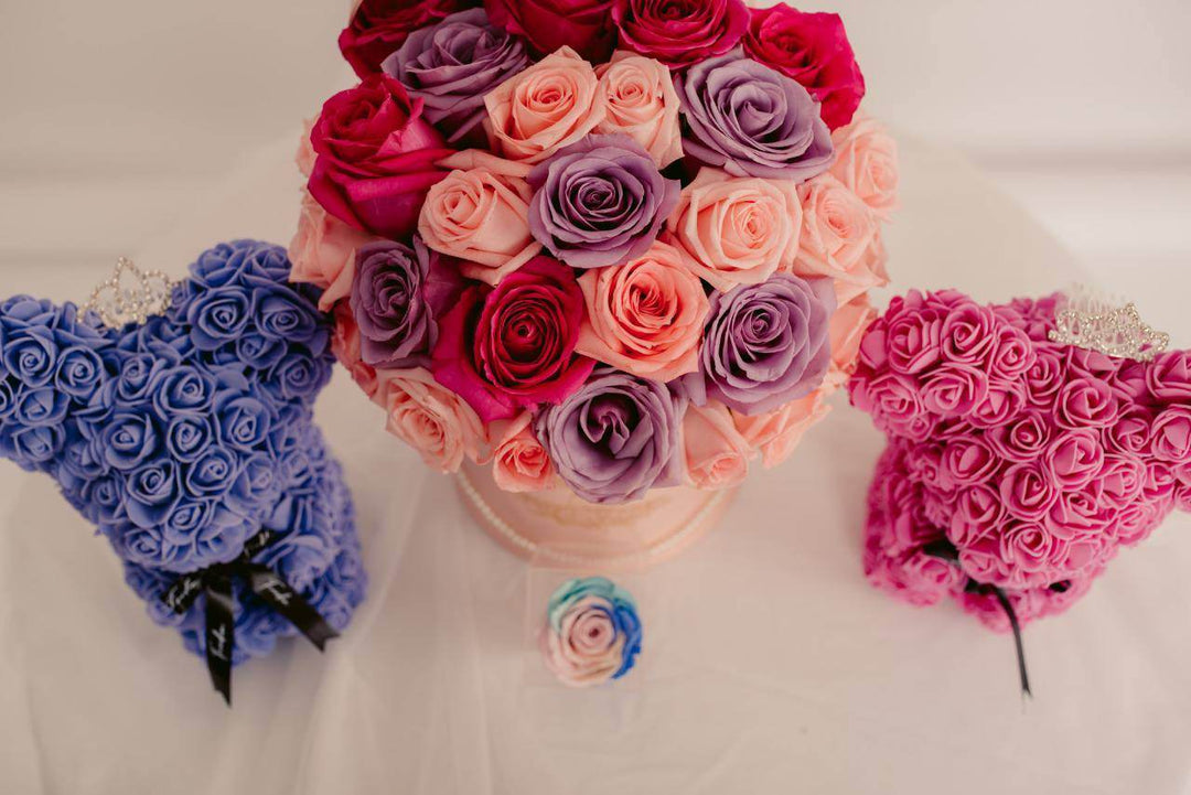 Box Rainbow Roses - Frodia Flowers